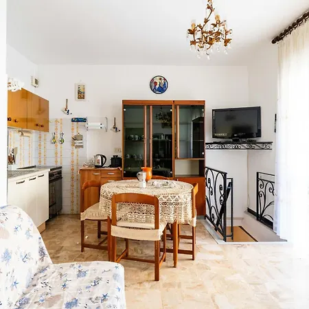 Appartamento Angela By Interhome